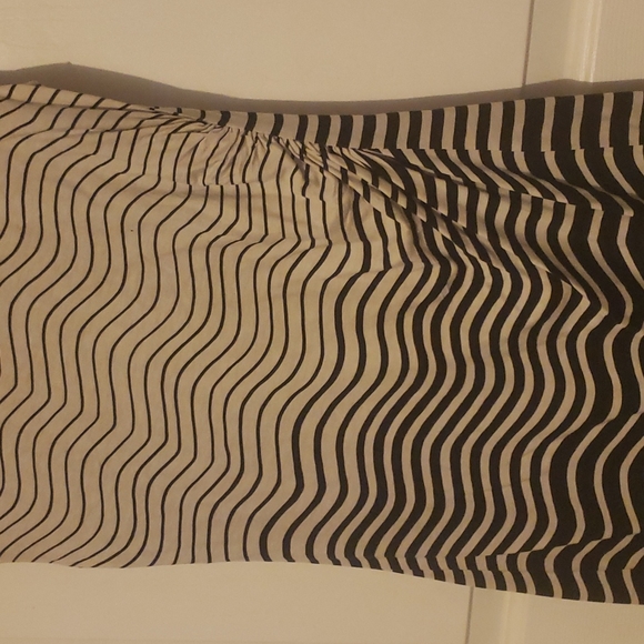 Loft black and white dress - Picture 4 of 5